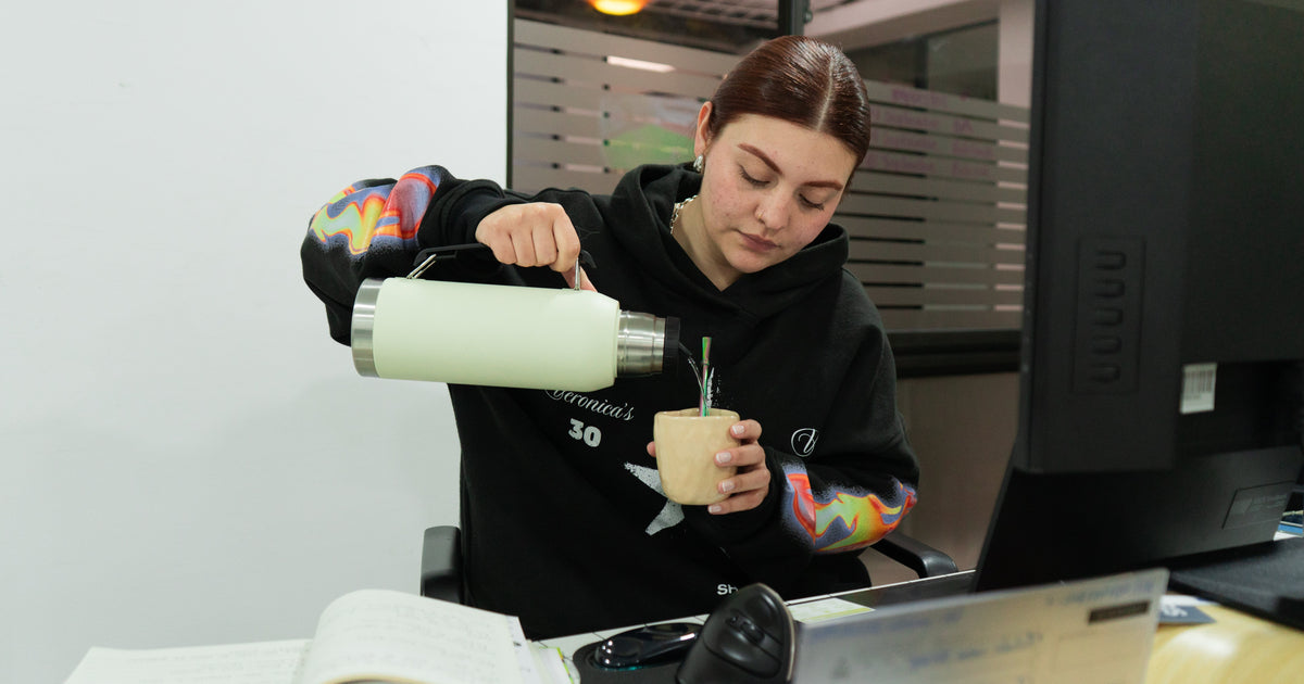 Mate y Productividad: Cómo Potenciar tu Trabajo sin Ansiedad